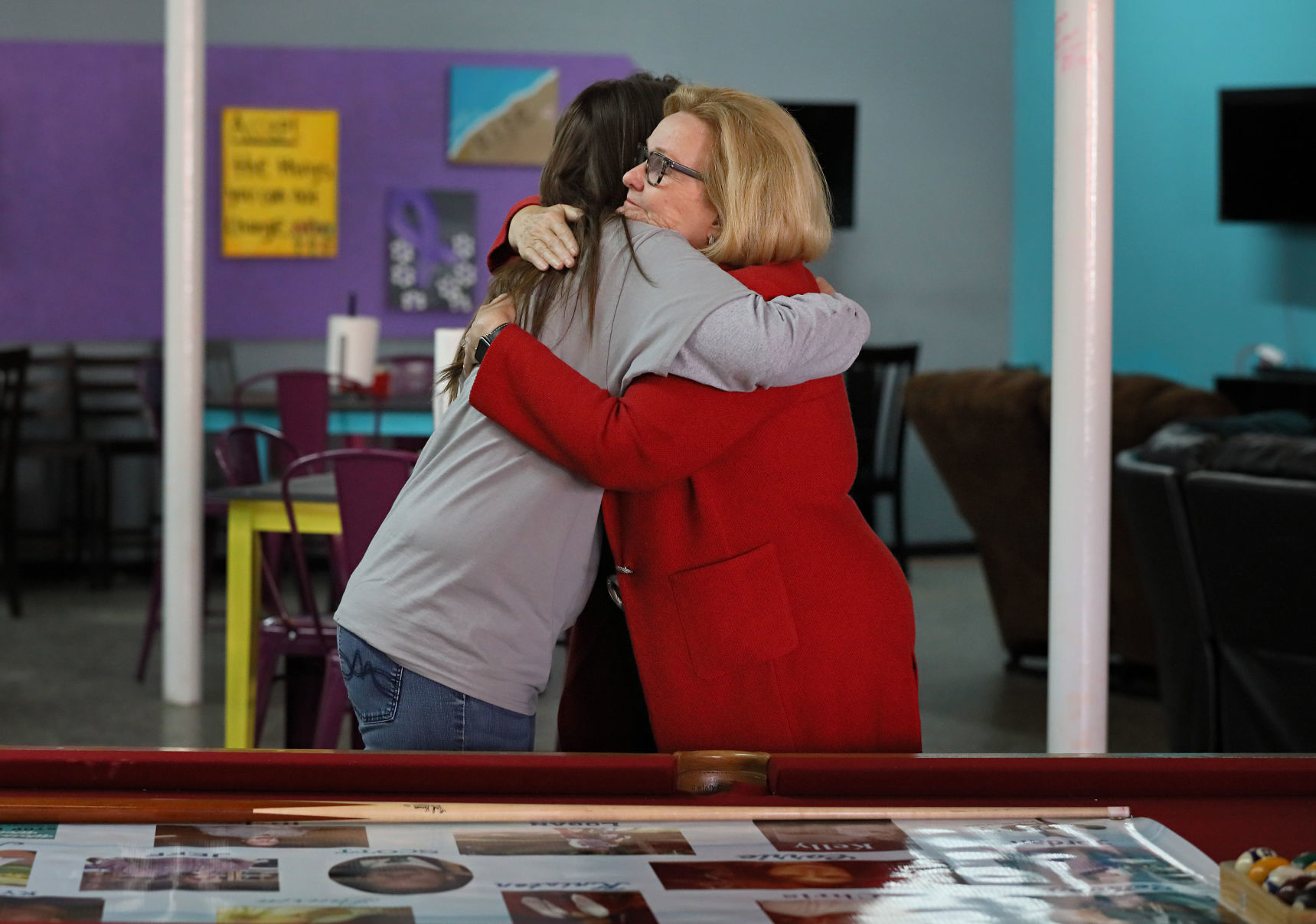 Claire McCaskill campaigns to keep Senate seat